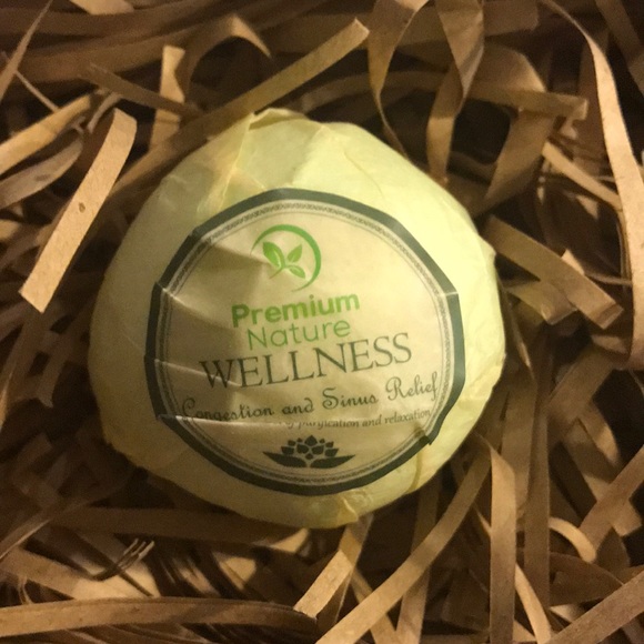 Bath bomb - Picture 1 of 2